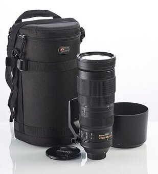 NIKON 200-500mm/5,6 ED VR