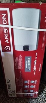 Ariston velis Evo 50 plus