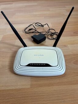Bezdrátový router TP-Link TL-WR841N, 300 Mbit/s