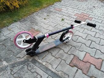 Prodám dětskou koloběžku Arccore - 1