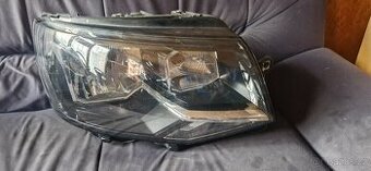 Prave predni svetlo vw transporter t5 face lift