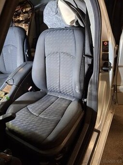 Prodám černý látkový interier mercedes benz w211 sedan