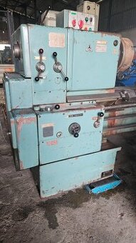 Soustruh hrotový SN71B/2000