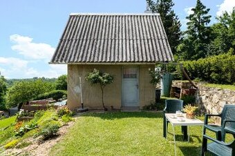Prodej chaty 16 m2 se zahradou 392 m2, osobní vlastnictví - 