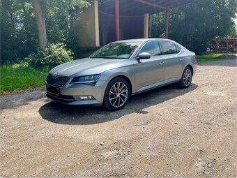 Škoda Superb 3 - 4x4, koupeno nové CZ - první majitel