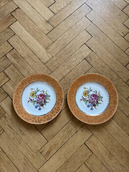 Sada 2 vintage talířů