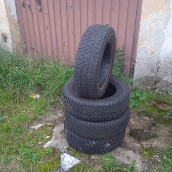 Sada zimních pneu rozměr 195/65/15
