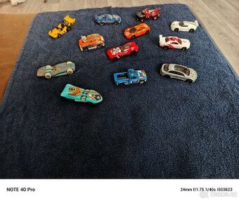 Prodám autíčka hot wheels
