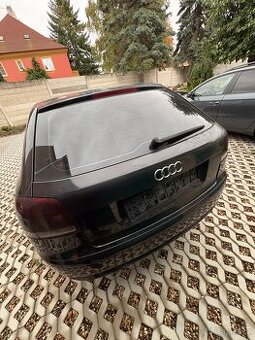 Díly Audi a3 8p 2003 1.9 TDi