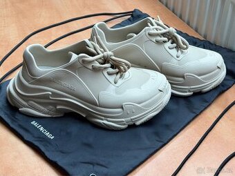 Balenciaga Triple S Rubber