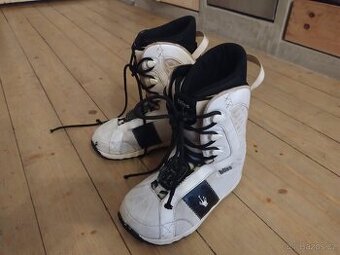 Dámské boty na snowboard Niedecker, velikost 39