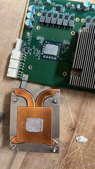 Koupím Ant_miner Z15 420Ksol BITMAIN