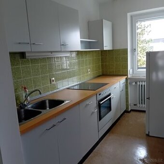 Kuchyňská linka se spotřebiči