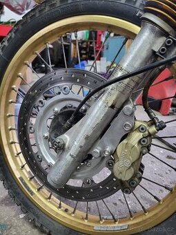 Yamaha XT 600 Tenere sada 320mm kotouč