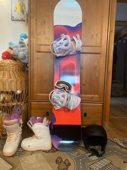 Prodám dámský snowboardový komplet