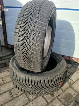 511. NEJETÉ Zimní pneu Hankook 205/55/16