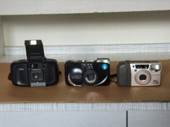 Prodám UMĚLÝ VÁNOČNÍ STROMEK 110; 120; a 155cm