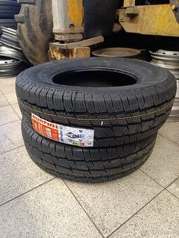 Zimní pneu 215/70/15c , sunfull , nové
