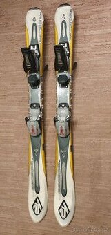 Dětské sjezdové lyže