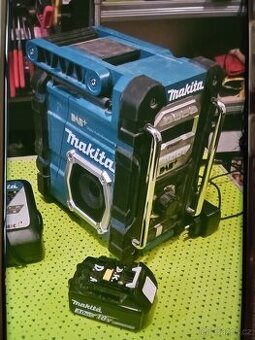 Prodam rádio od Makita +nabíječka+baterie.