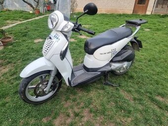 Aprilia Scarabeo 200IE Light