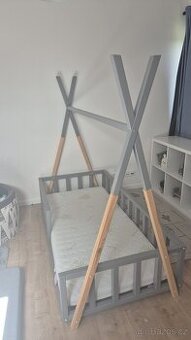 Dětská postýlka Teepee s matrací