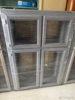 Nová dřevěná špaletová okna (smrk) – 3 ks