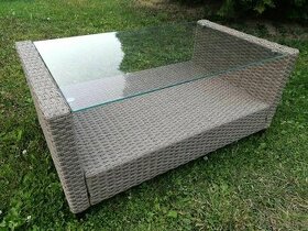 Zahradní stůl umělý ratan + ocel + sklo,Jysk- NOVÝ