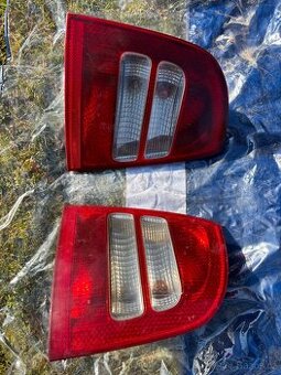 Škoda Octavia 1 liftback zadní světla