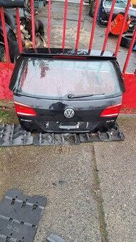 Passat b7 Kufrove dvere  1 puchýř u napíšu passat jinak bez