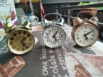 Staré malé budíky Prim