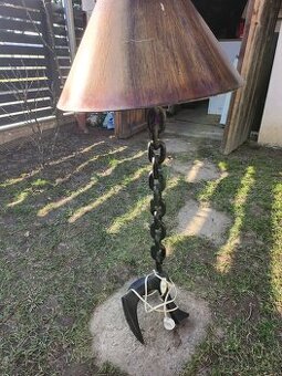 Stojací lampa