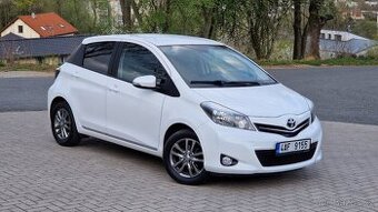 PRODÁNO-TOYOTA YARIS 1,3i -2014-KAMERA-TOP STAV-PRAV.SERVIS