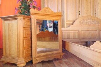 Belgická luxusní ložnice, celomasiv, světlý dub