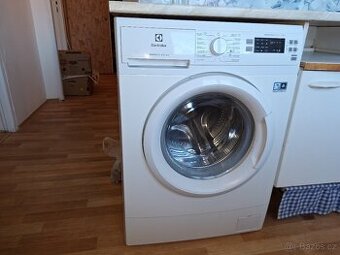 Pračka Electrolux