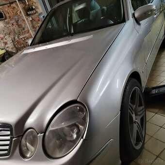Mercedes-Benz W211 2.2 CDI (110 kW) - 1