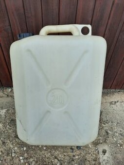 Kanystr plastovy 20L - 1