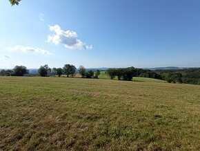 Louka o výměře 50.034m2 s výhledem na Černou horu - Vrchlabí
