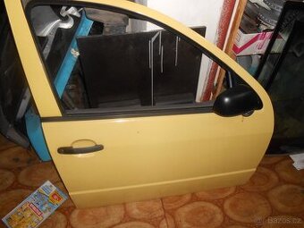 prodam dvere na skoda fabia 1 zluta