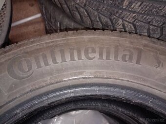 225/60 R17