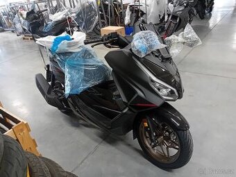 HONDA FORZA 125i SPECIAL EDITION SMART BOX 2025