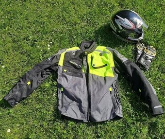 moto bunda helma rukavice