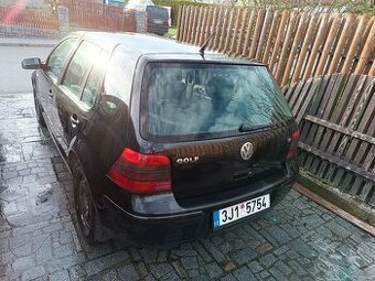 VW Golf IV 1.6 16V 77kW – Prodej dílů nebo oprava