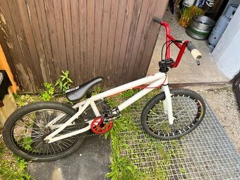 BMX kolo Felt Heretic