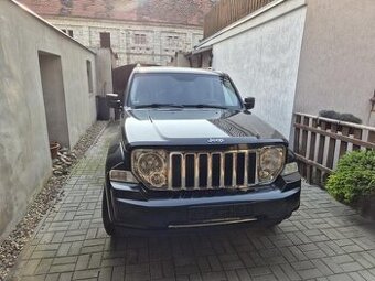 Prodám Jeep Cherokee 2.8CRD 147kW - TAŽNÉ ZAŘÍZENÍ