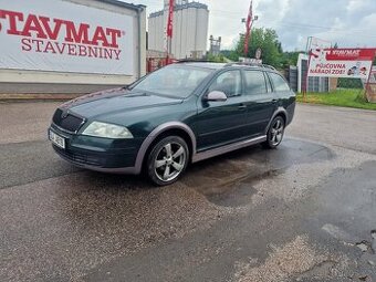 Škoda 2 combi Scout 4x4 předělané 2005 1.9TDI 77kw Stav tach - 1