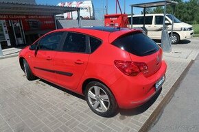 Prodám OPEL ASTRA 1.4 TURBO 88kW benzin