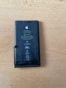 baterie na iPhone 12 - 1