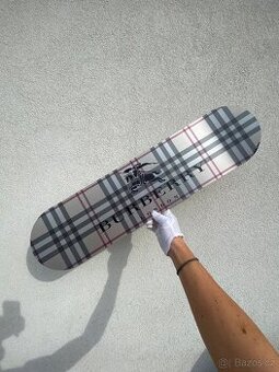 Skating by Burberry - Rob VanMore