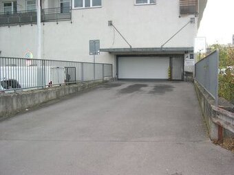 Pronájem garáže Praha Barrandov + možnost nabíjení MyBox